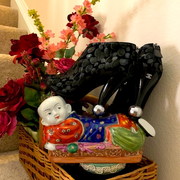 CHANEL booties Sz 6 - Picture 2 of 9